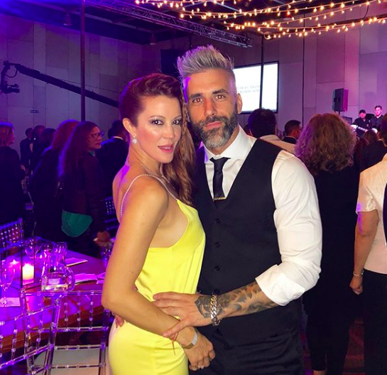 Las fotos más hot de Miriam Lanzoni besándose con su novio arriba de una moto